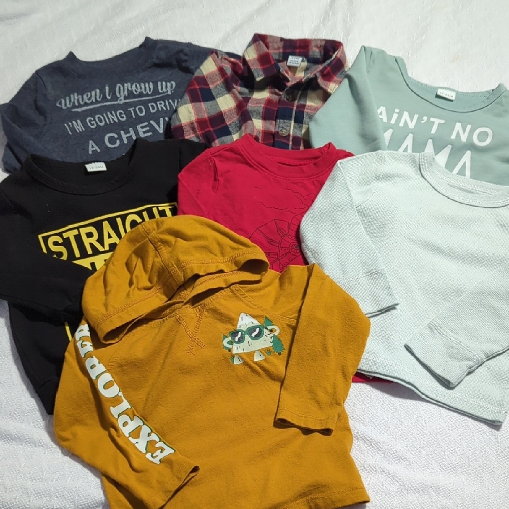 Kids Graphic and Solid Color Shirt Set